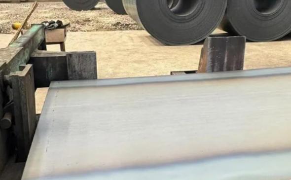  What is the difference between P355GH and S355j2?